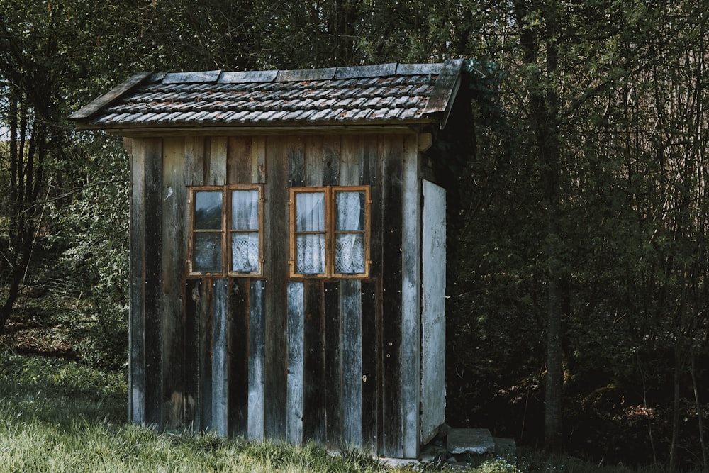 brown wooden house