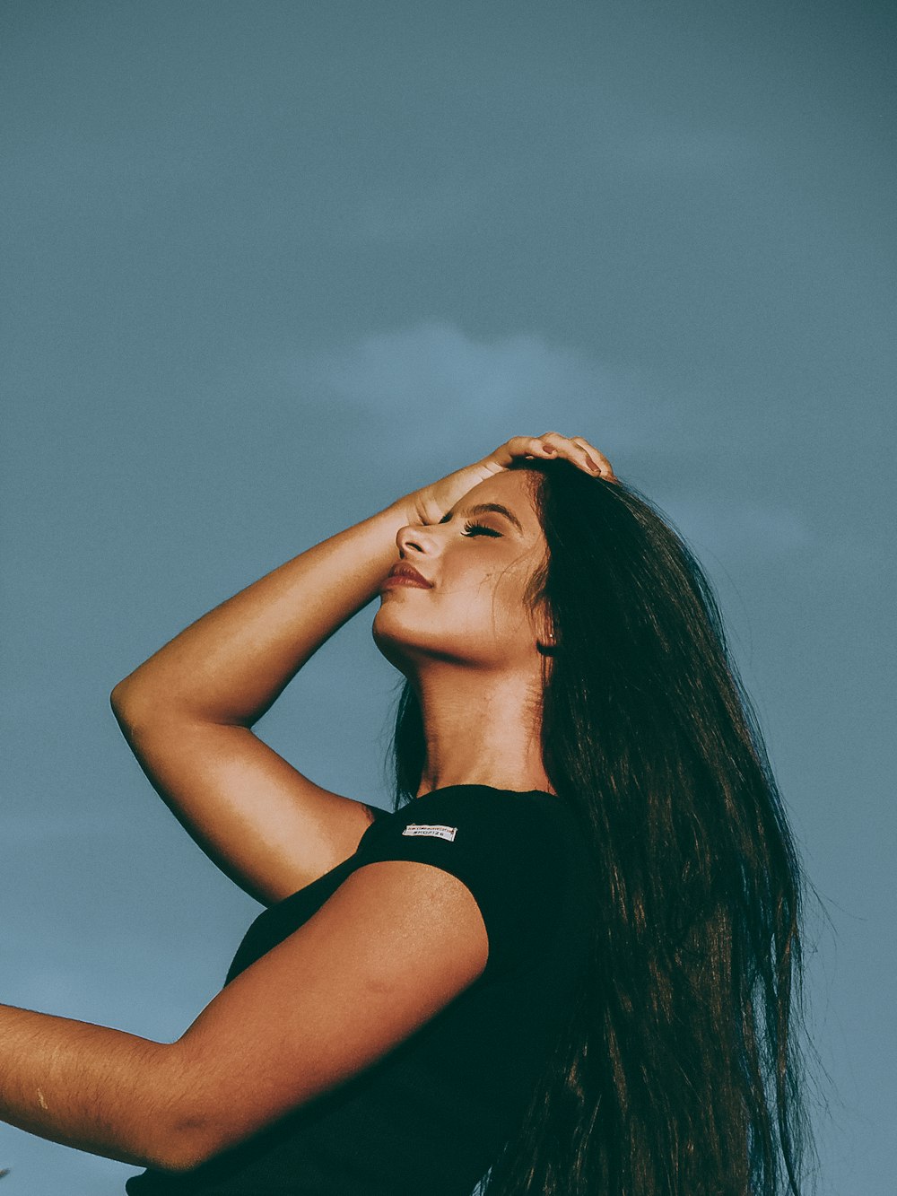 woman wearing black top