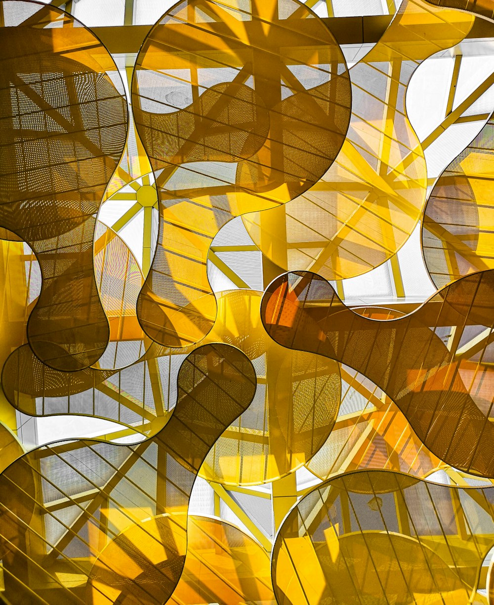panel de vidrio amarillo