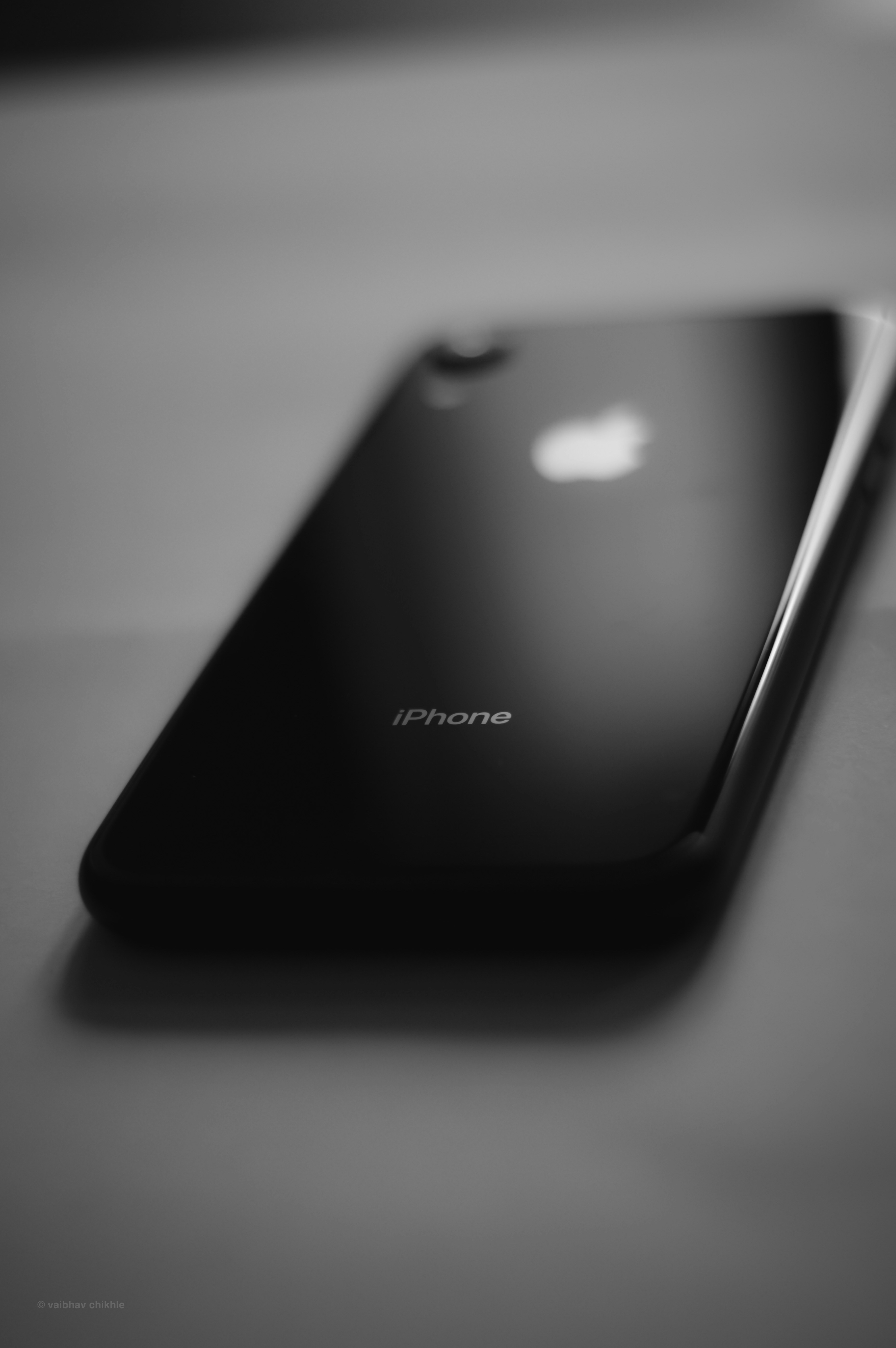 black iPhone 8 photo Free Black Image on Unsplash