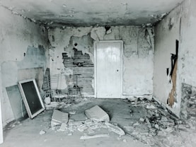 wreck white-painted room