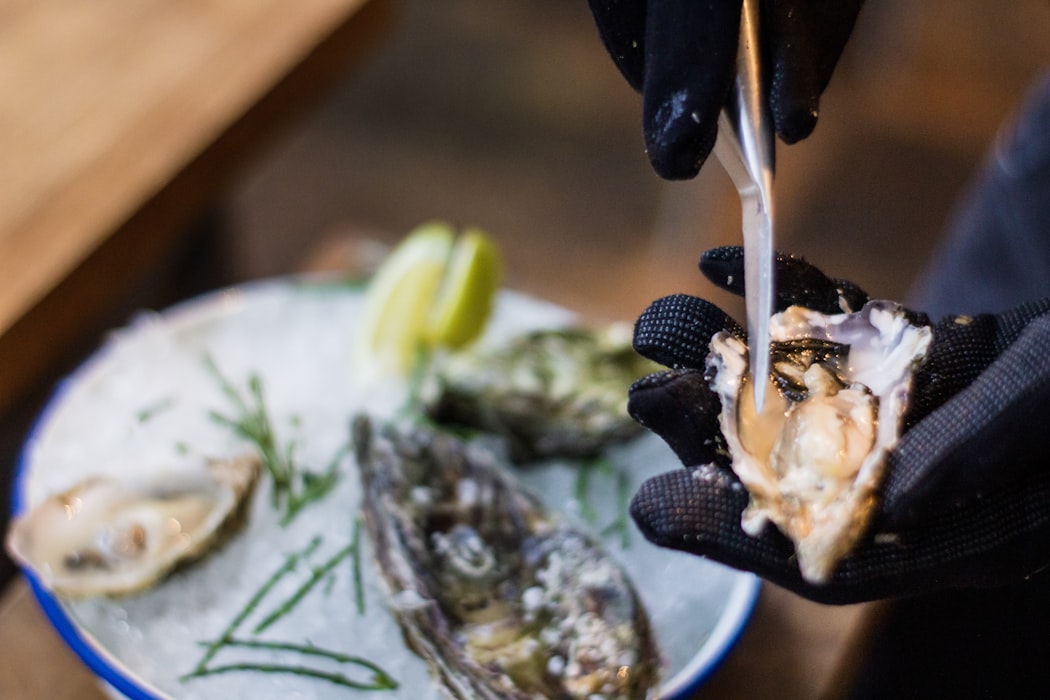 Which Nutrients Are in Oysters? 