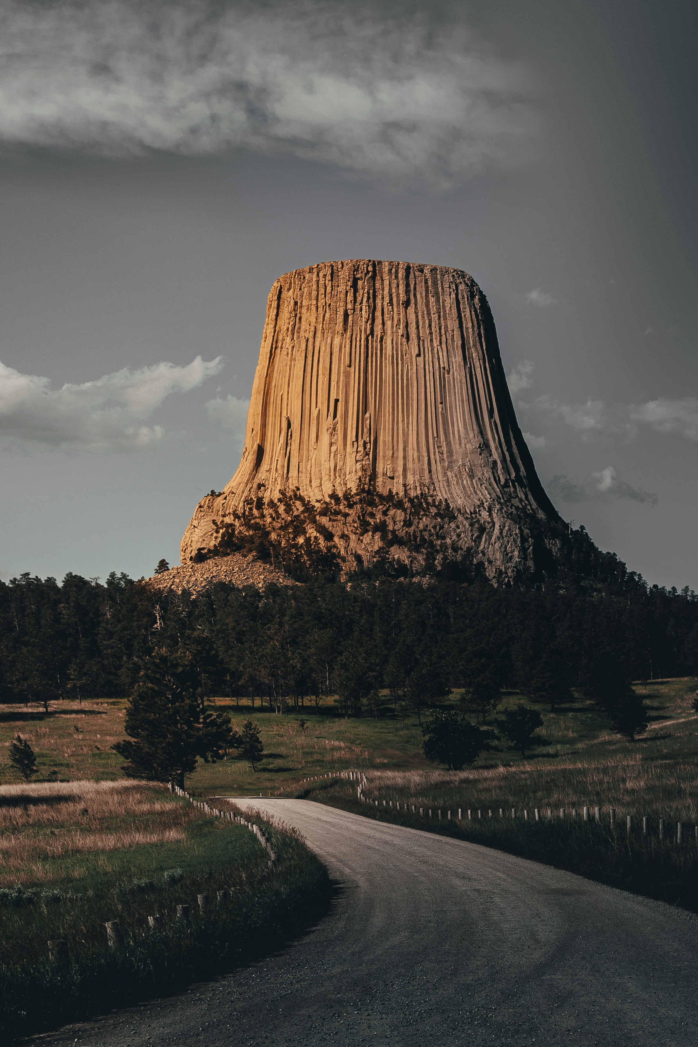 volcanic plug photo photo – Free Nature Image on Unsplash