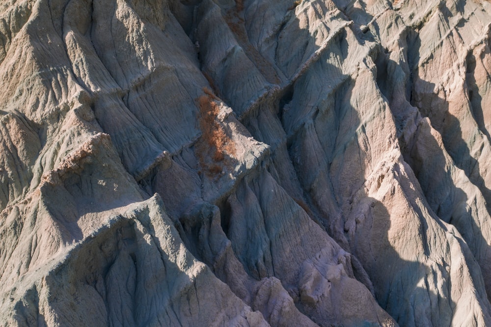 Vue aérienne d’une chaîne de montagnes Rocheuses