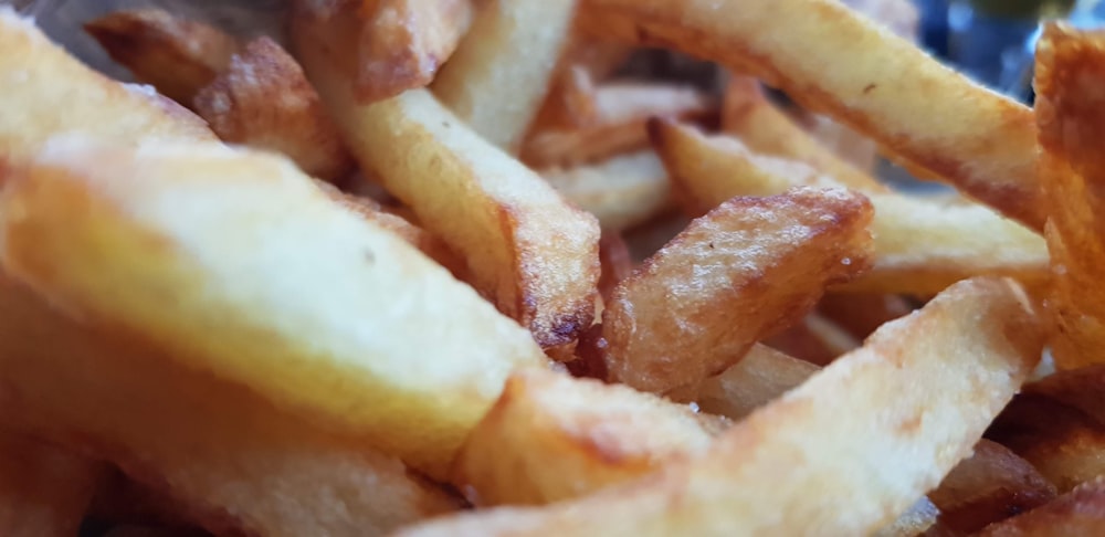 closeup photo of french fries