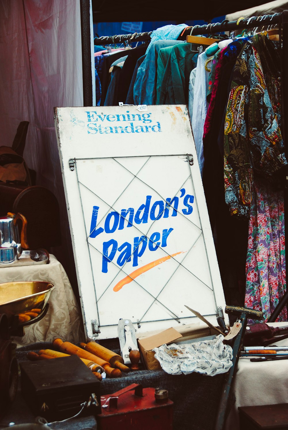 white London's Paper box on table