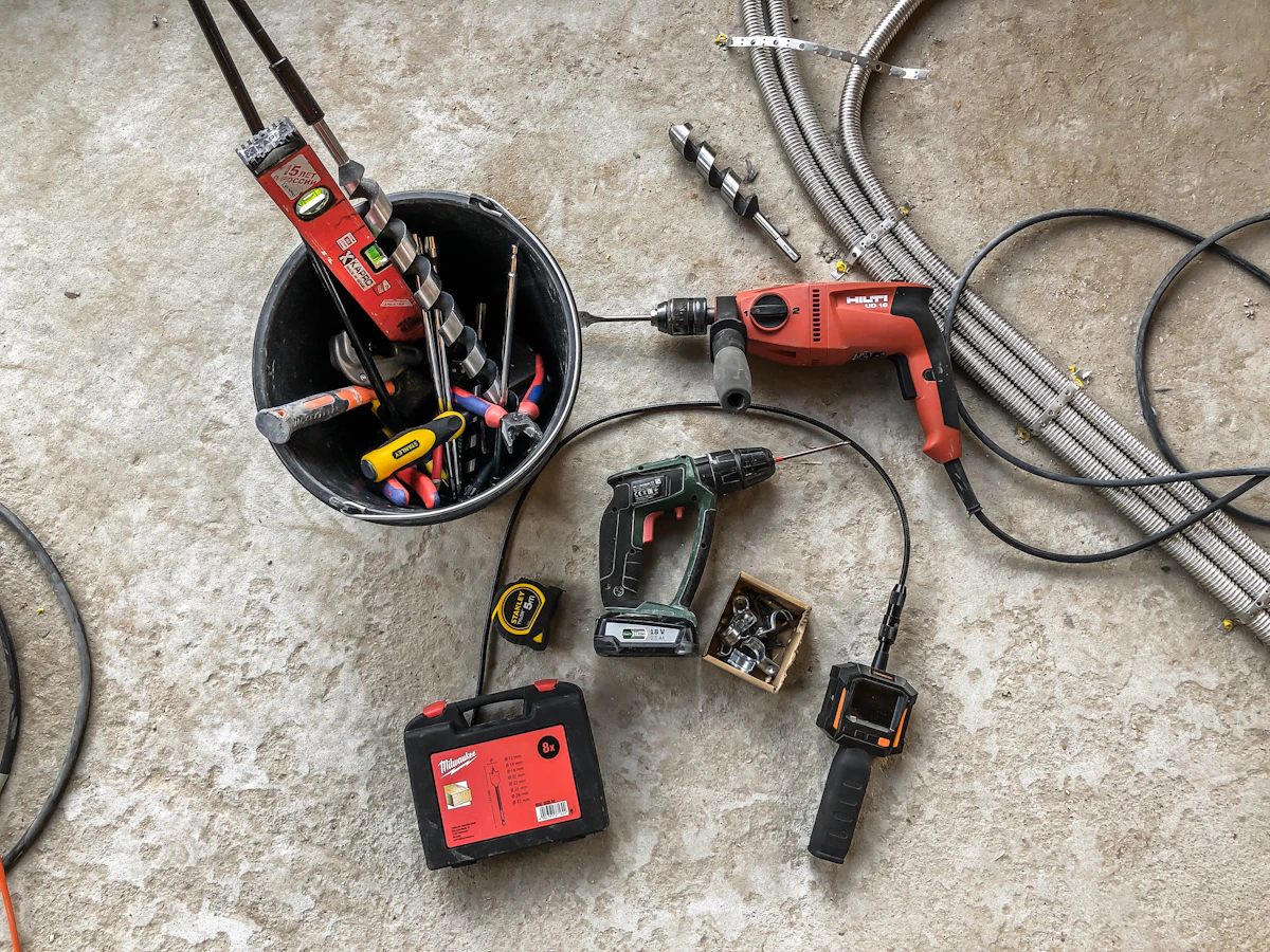 Slow-Paying Customers: Why Electricians Get Stuck in 2026