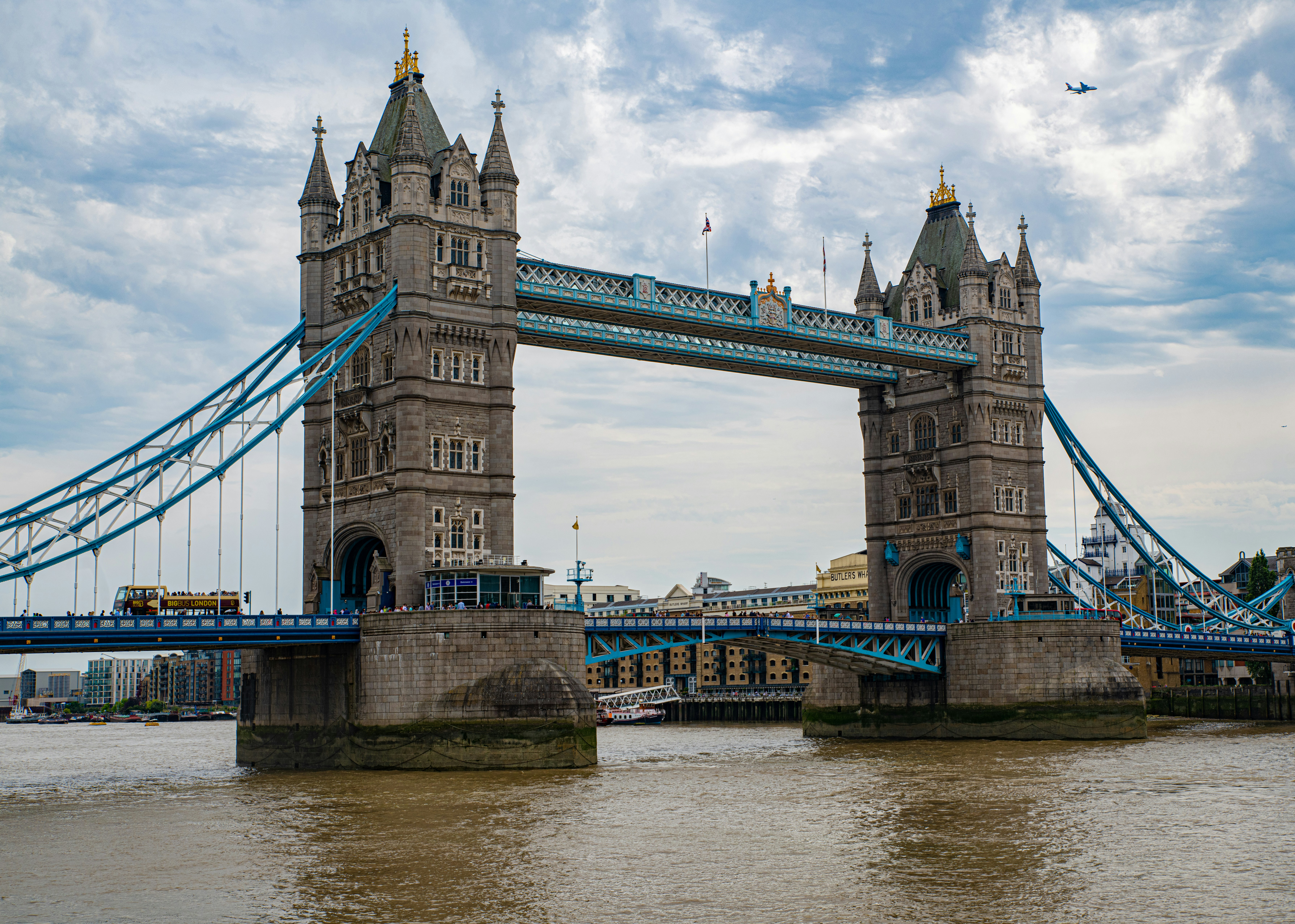 タワー ブリッジ ロンドンの写真 Unsplashで見つけるグレーの無料写真