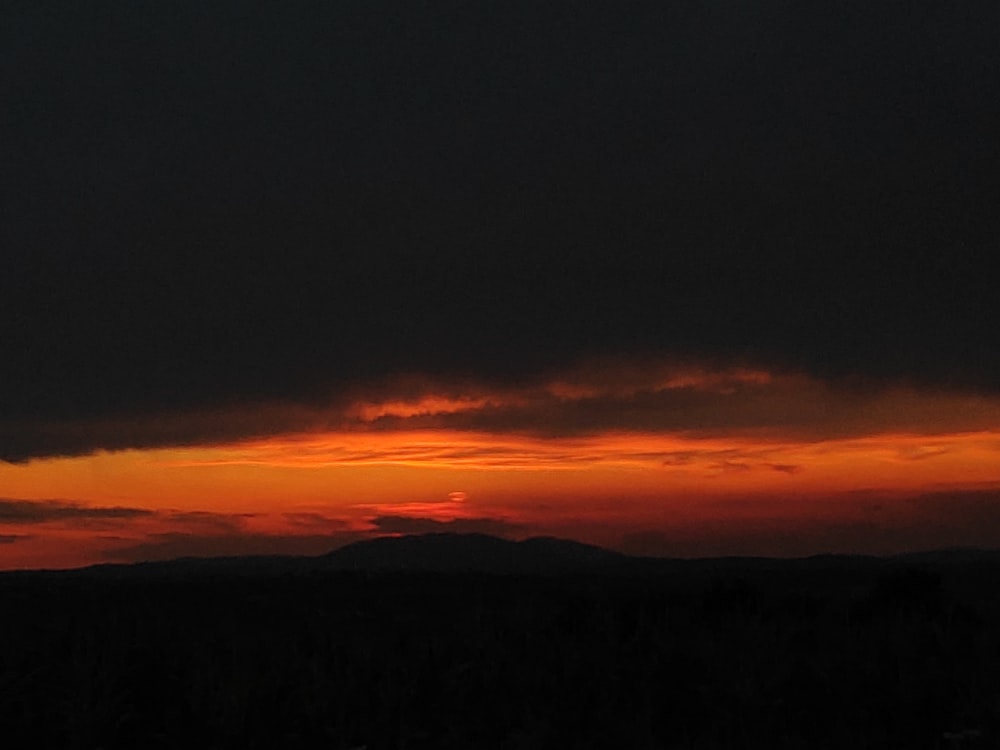 silhouette photography of mountain