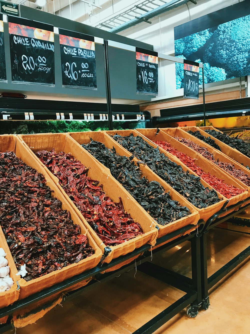 food market during daytime