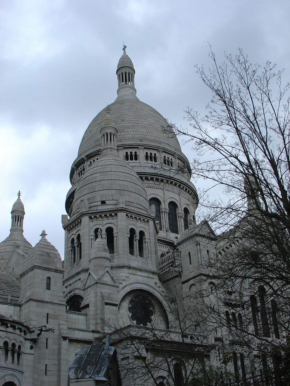 a large building with a dome on top of it