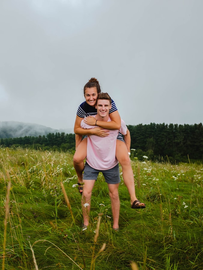 Comfy T-shirt | 30+ Amazing Pieces to Wear For Your Breathtaking Engagement Photos