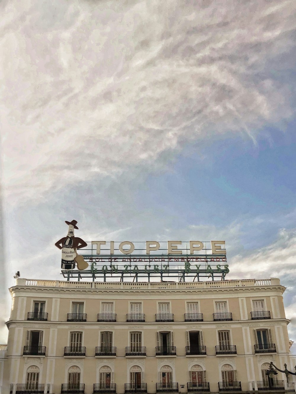 Tio Pepe building during daytime
