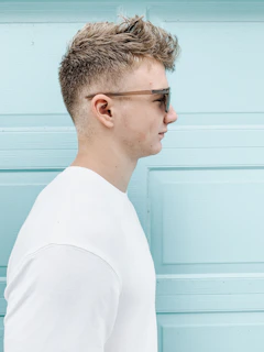 men's white T-shirt