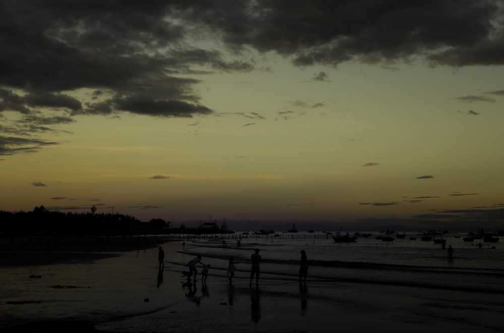 panoramic photography of lake during sunset