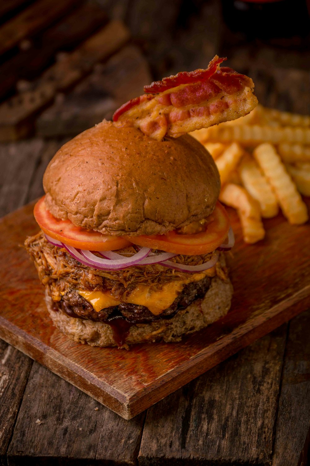 burger with onion and tomatoes