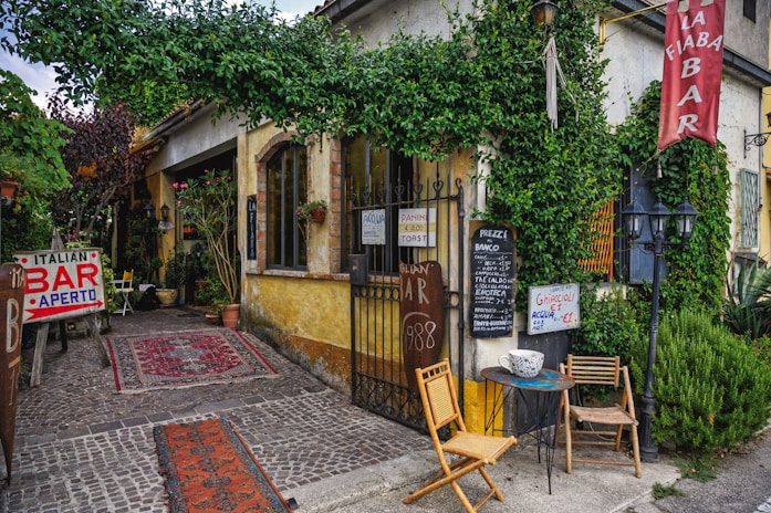 Exterior view of ritorno bar with its garden and amphitheater in Acerra, Naples.