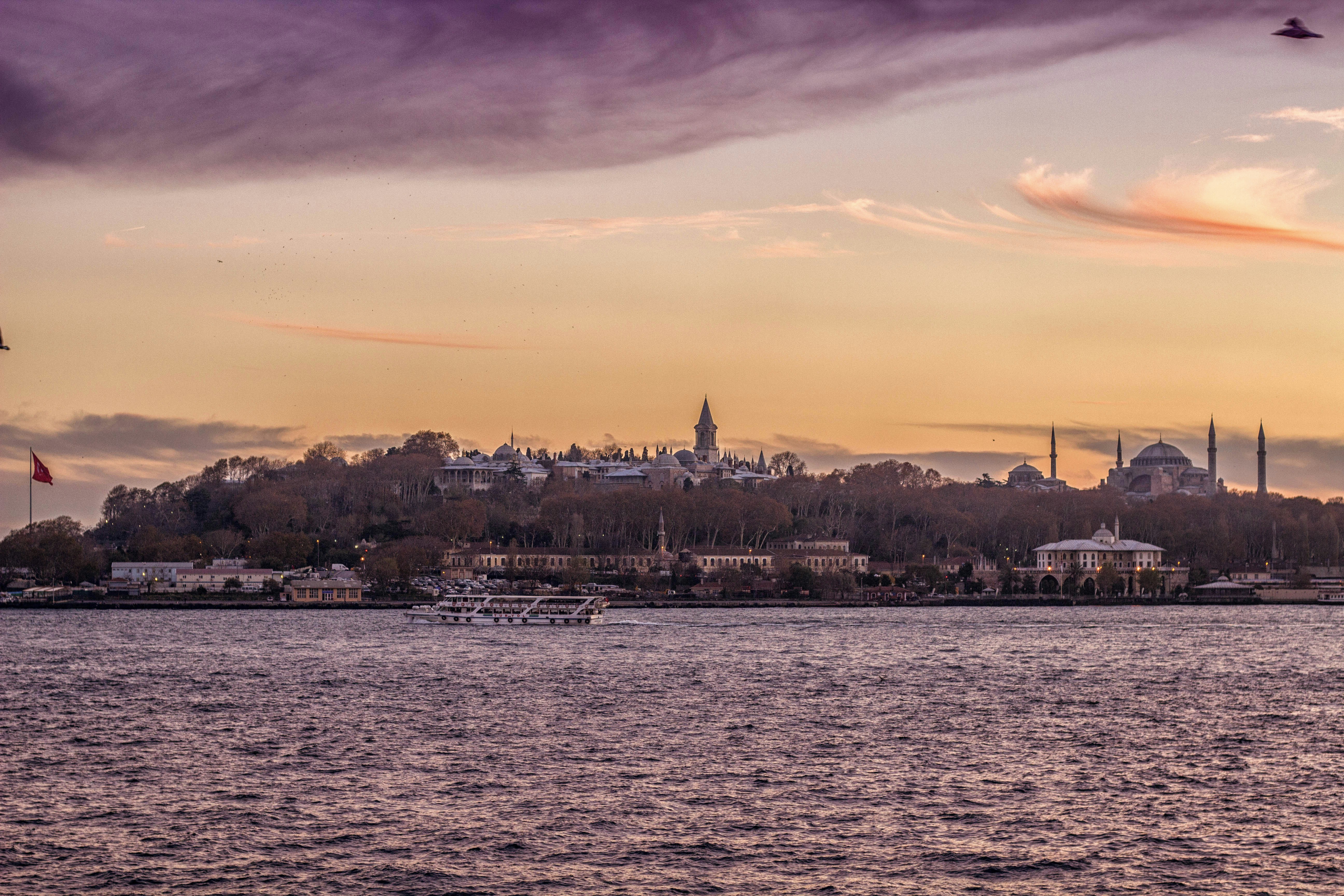 Photo by kursatunsal