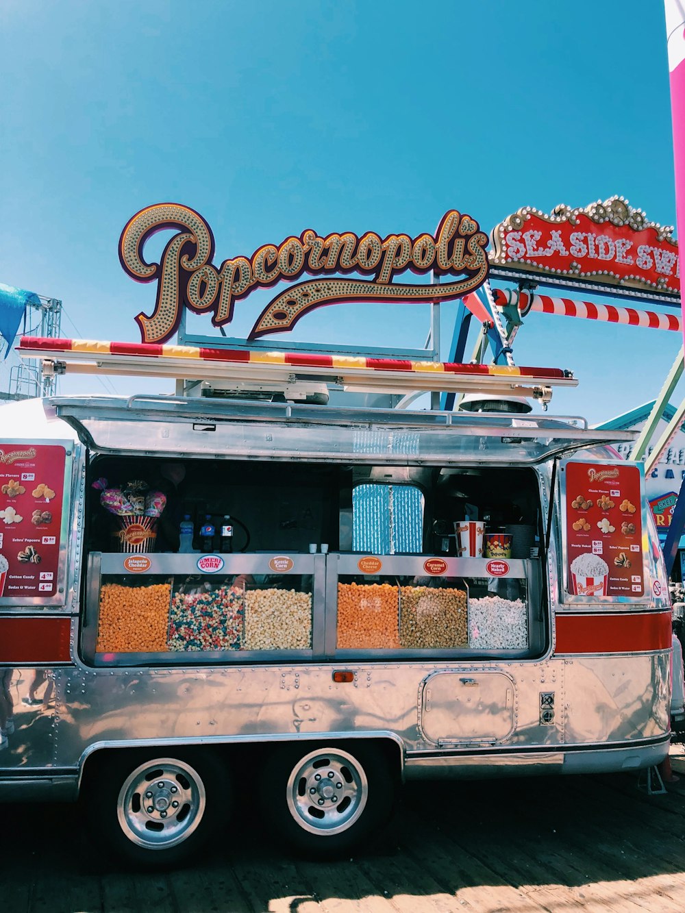 opened Popcornopolis van during daytime