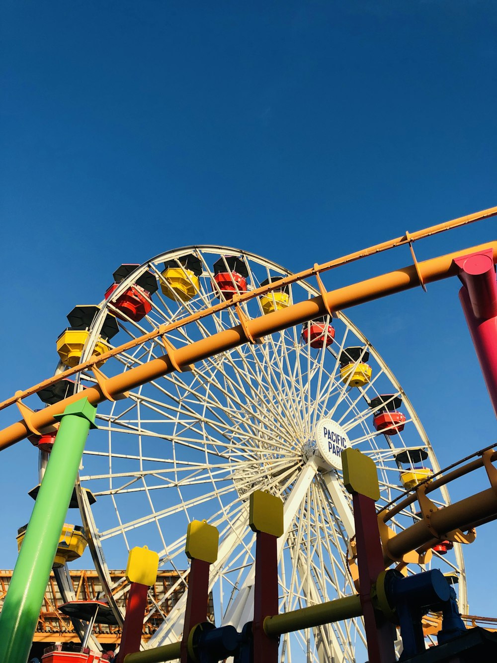 low-angle photography of Ferris Wheel during daytime