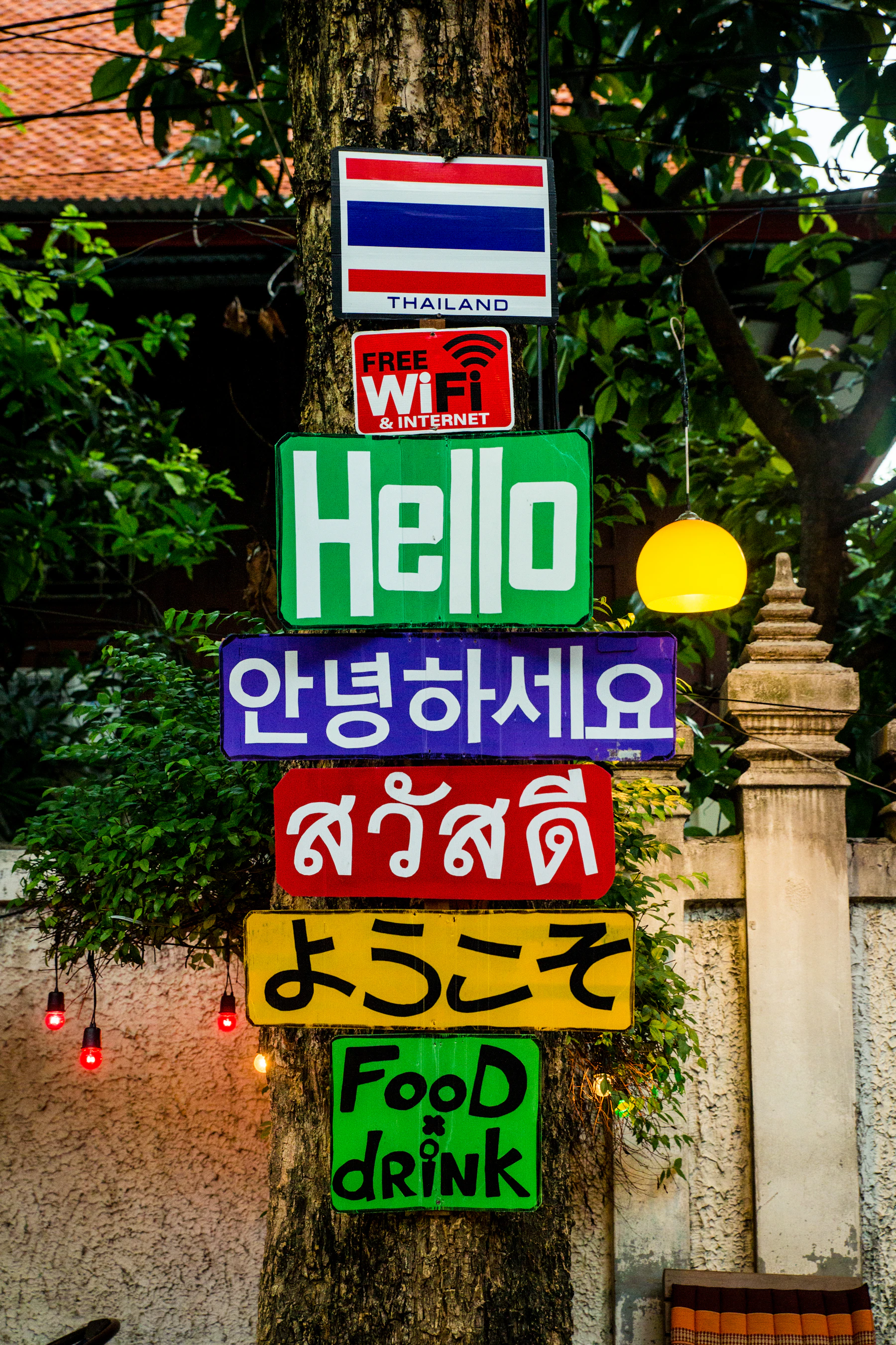 The Wai Thai greeting for expats