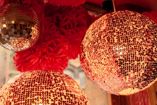 two ball lamps