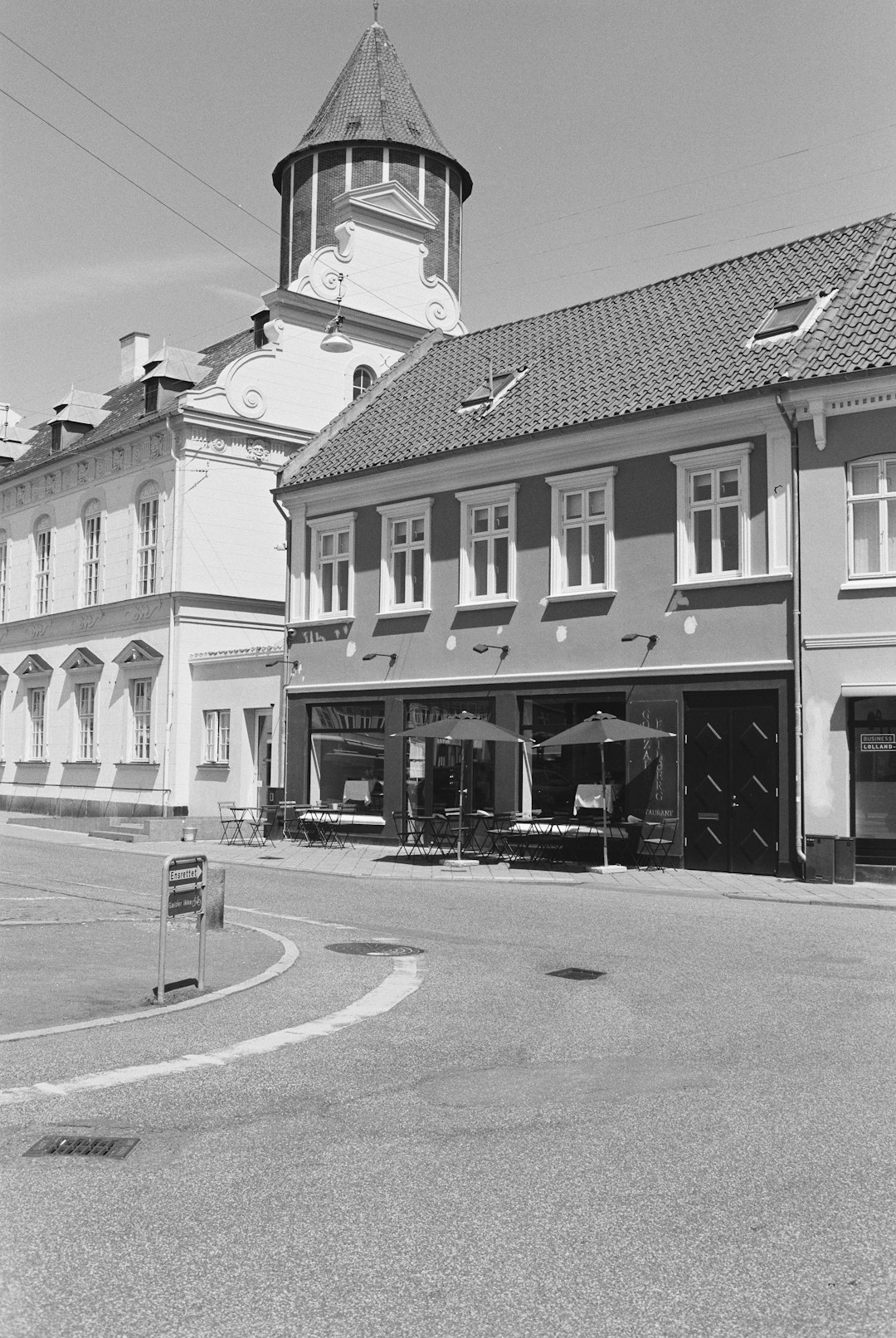 grayscale photo of buildings