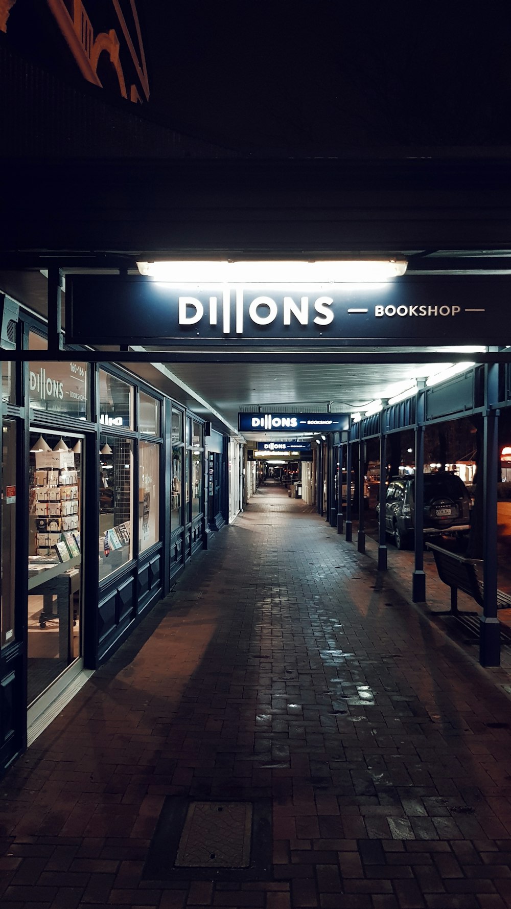 Dillons bookshop front