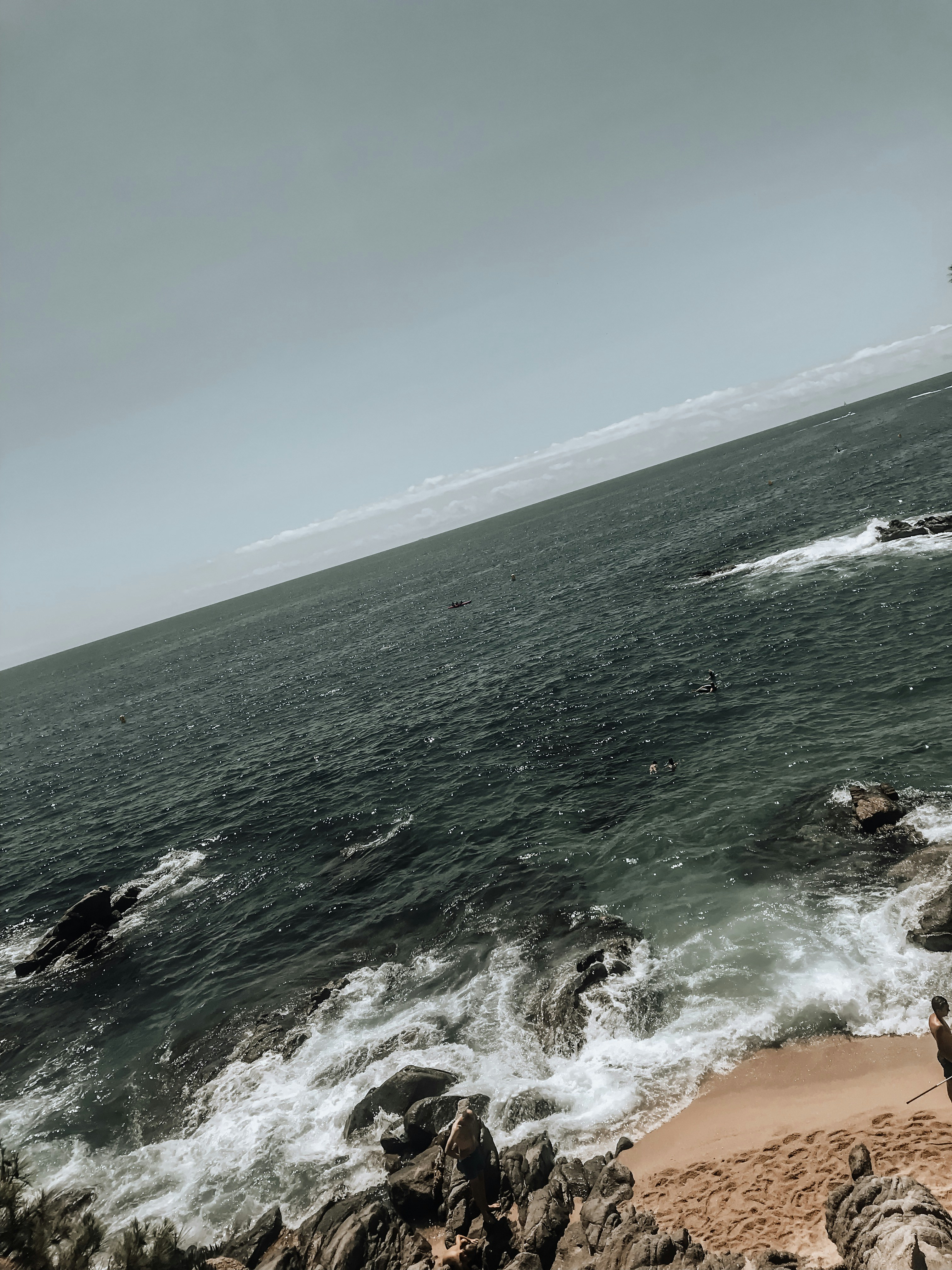 Photo by photobytwan