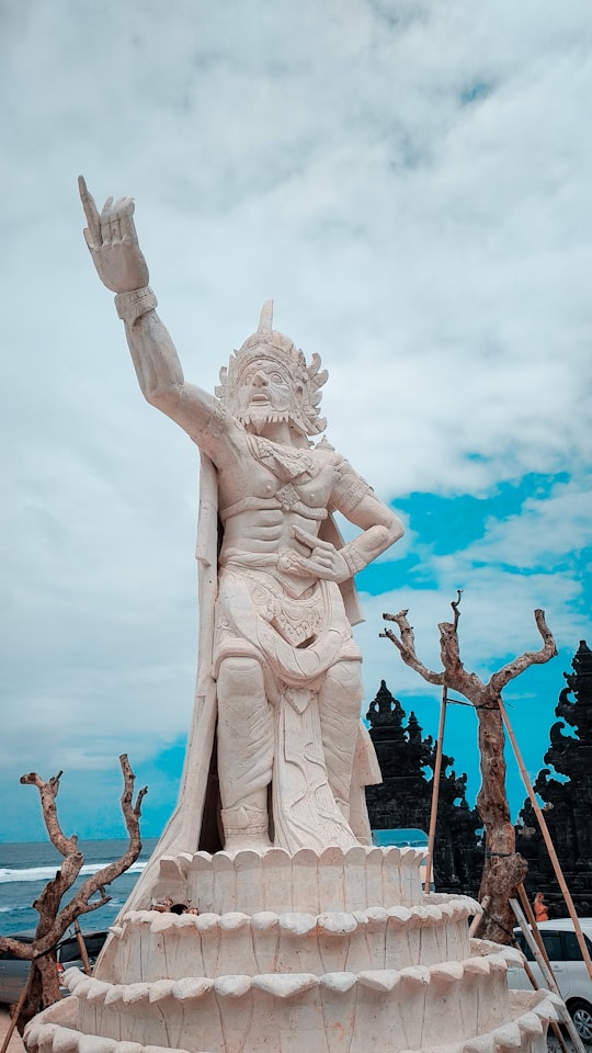 man statue in Jl. Melasti Indonesia