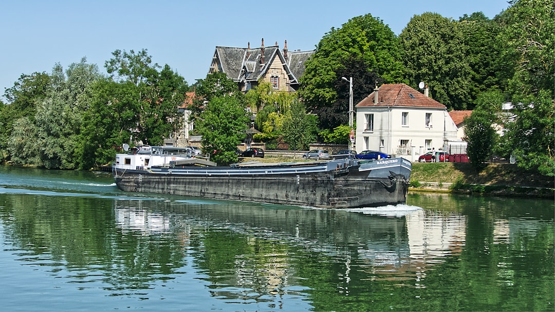 Waterway photo spot 23 Quai du Pré Long France