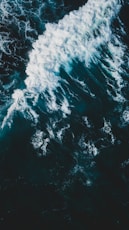 crashing waves