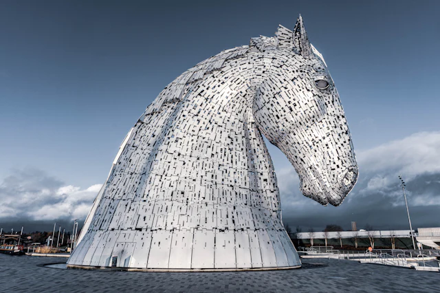 The Kelpies & Falkirk Wheel day tour