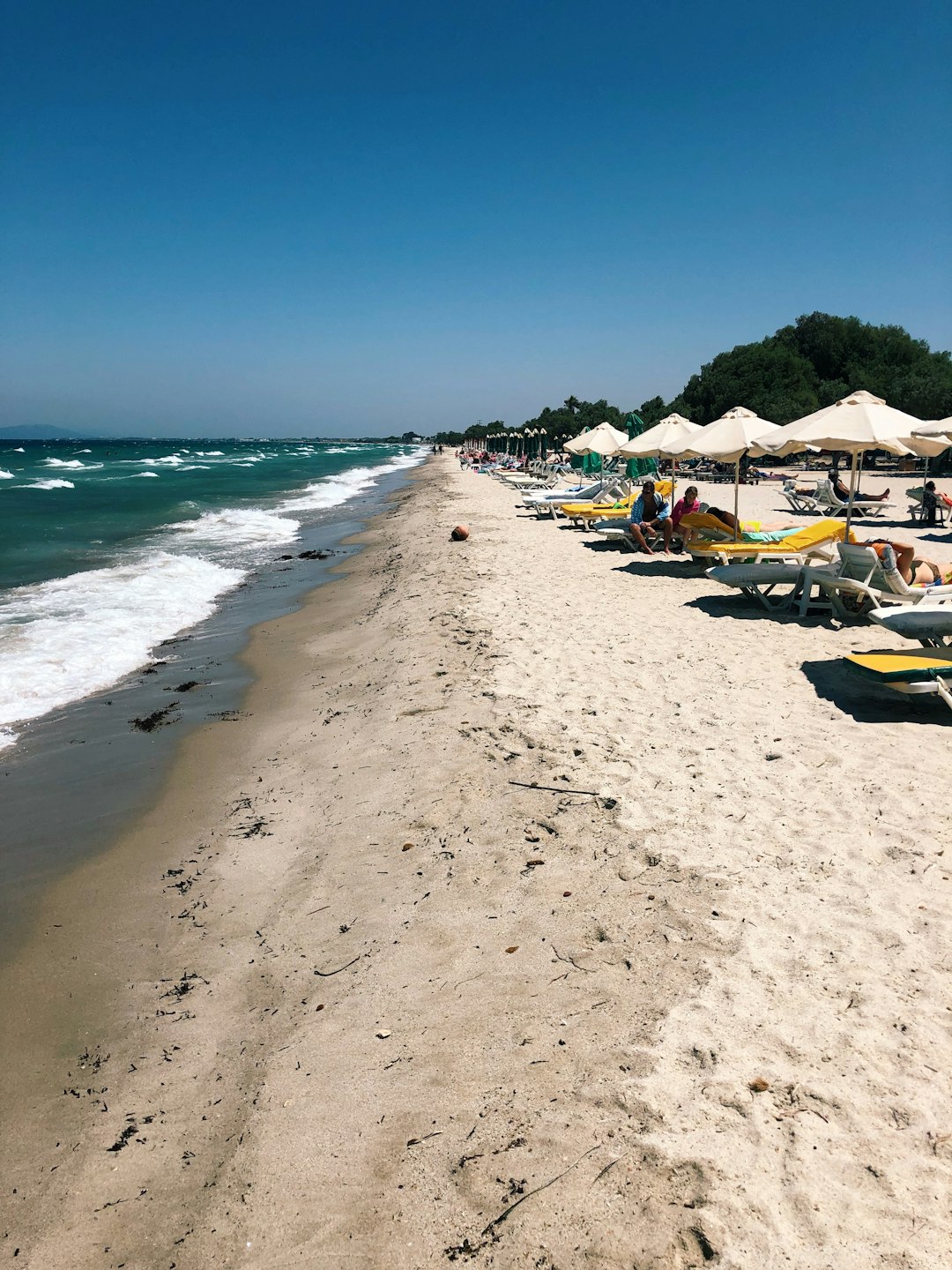 blue and yellow beach lounge