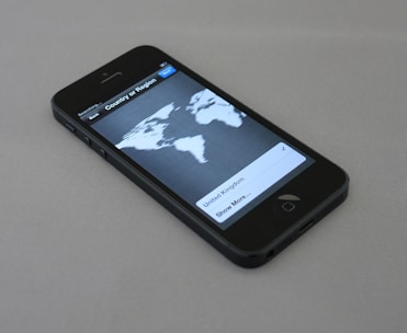 black iPhone 5