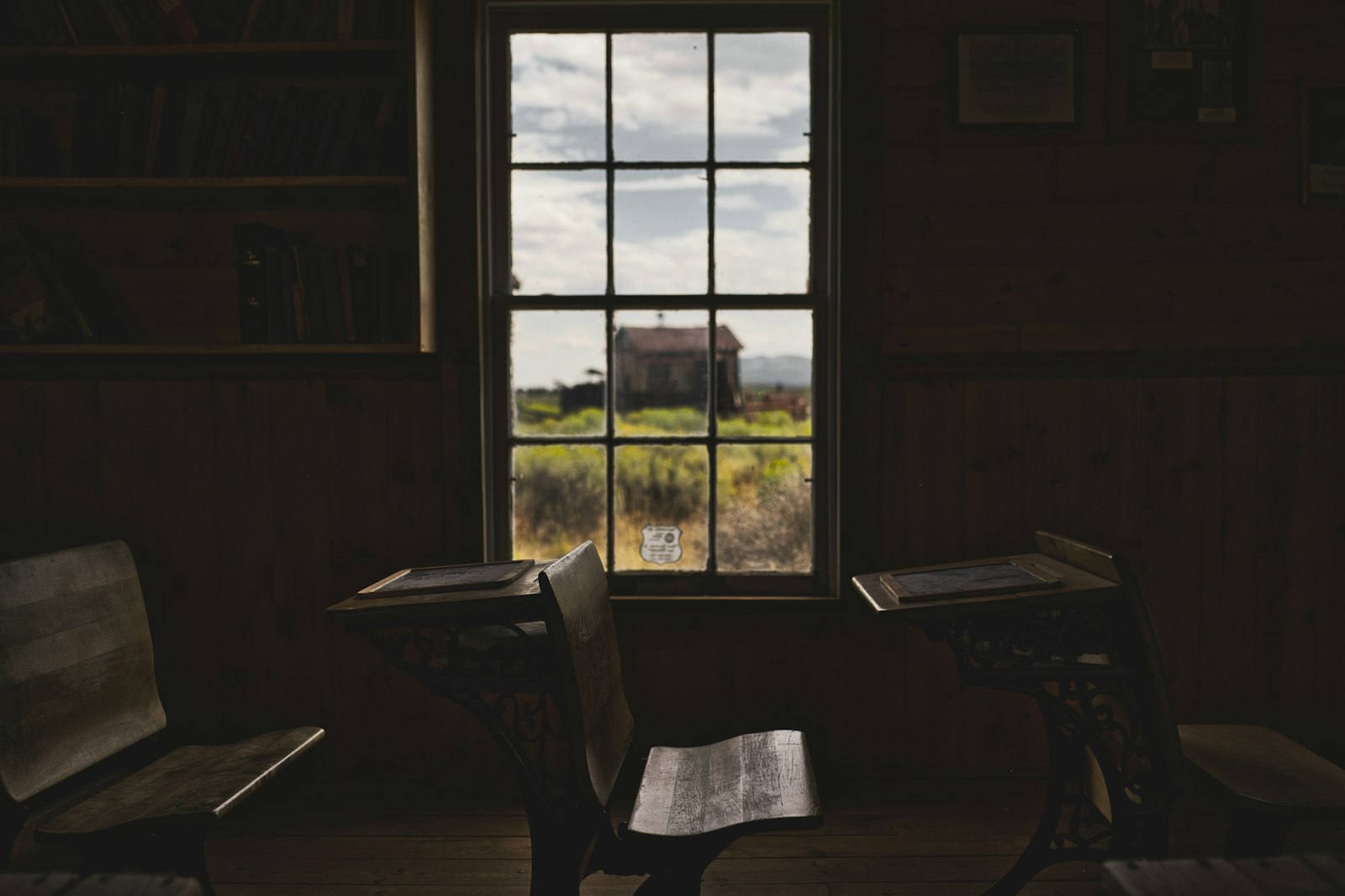 Nikon Z6 + Nikon Nikkor Z 35mm F1.8 S sample photo. Brown wooden desks and photography