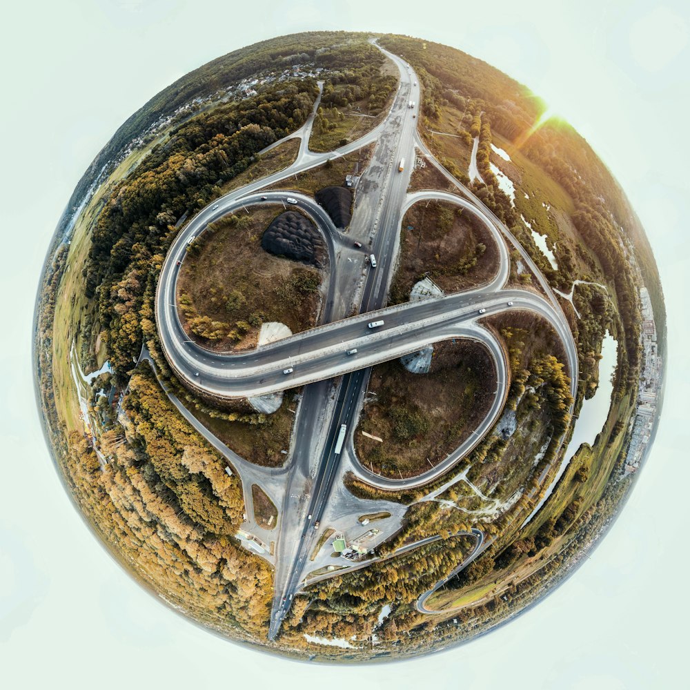 Effets photo de globe de la vue aérienne de l’autoroute