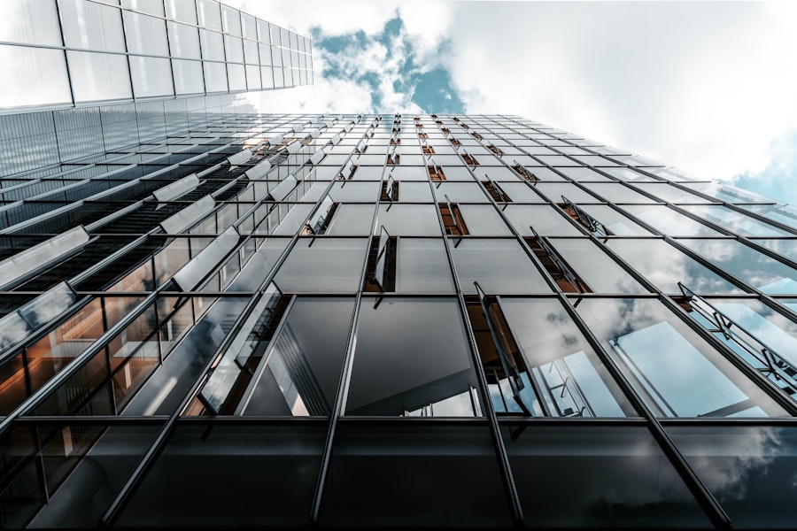 Fachada vidriada moderna