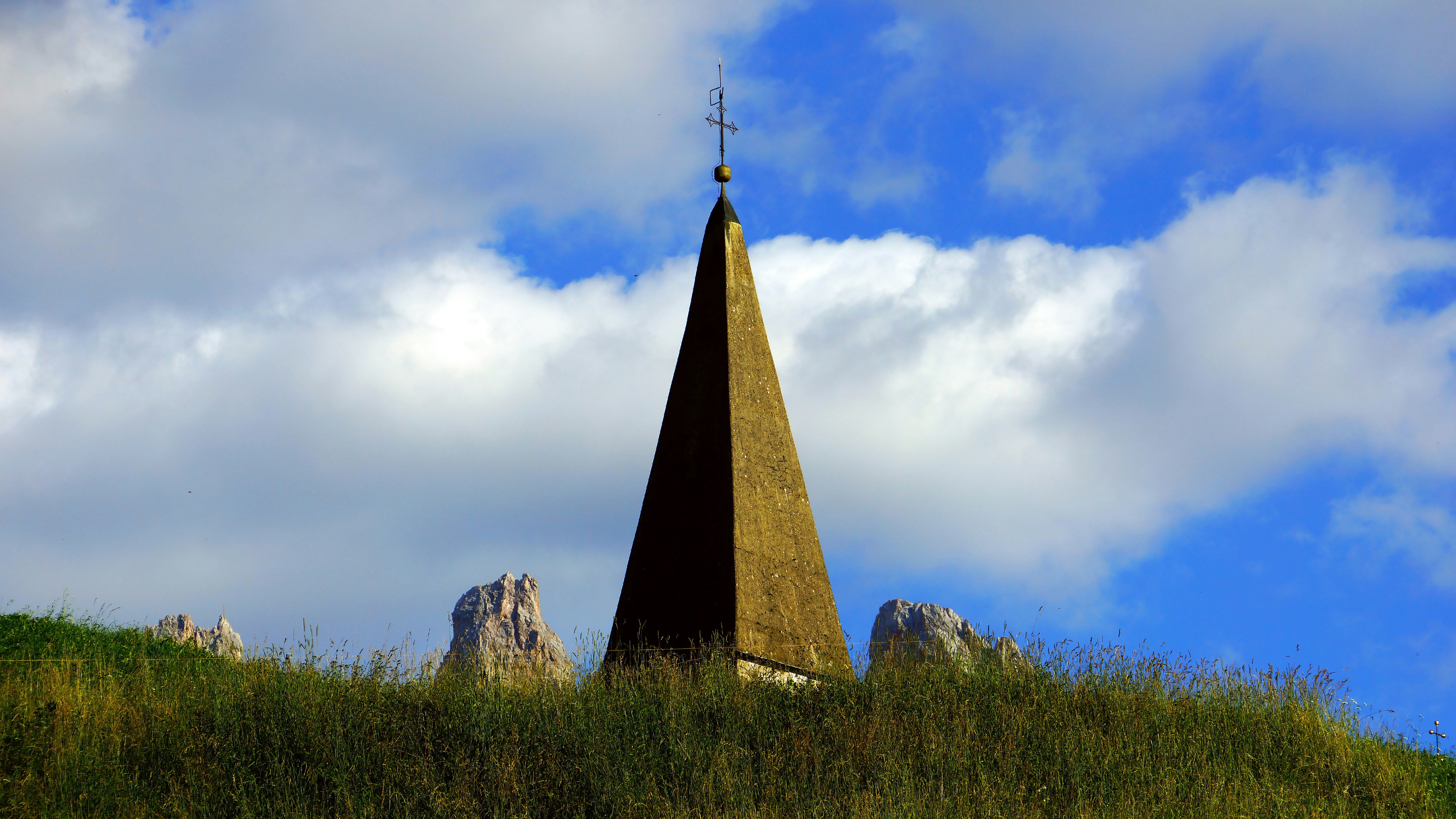 black tower close-up photography