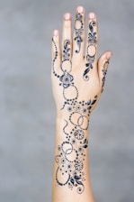 black mehndi tattoo