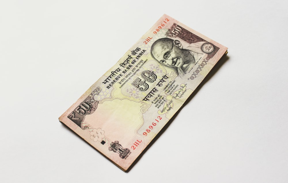 Billete de 50 rupias indias