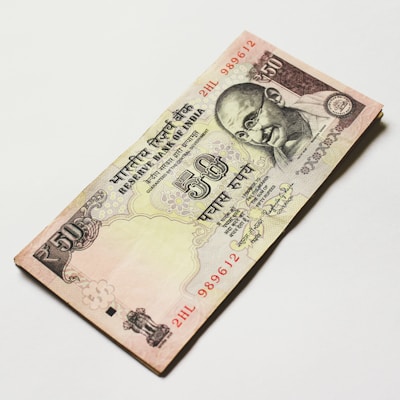 50 Indian rupee banknote