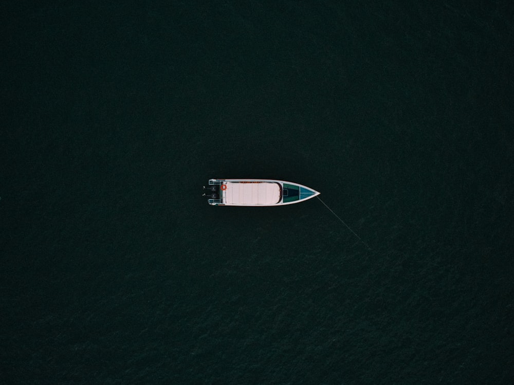 aerial photo of motorboat
