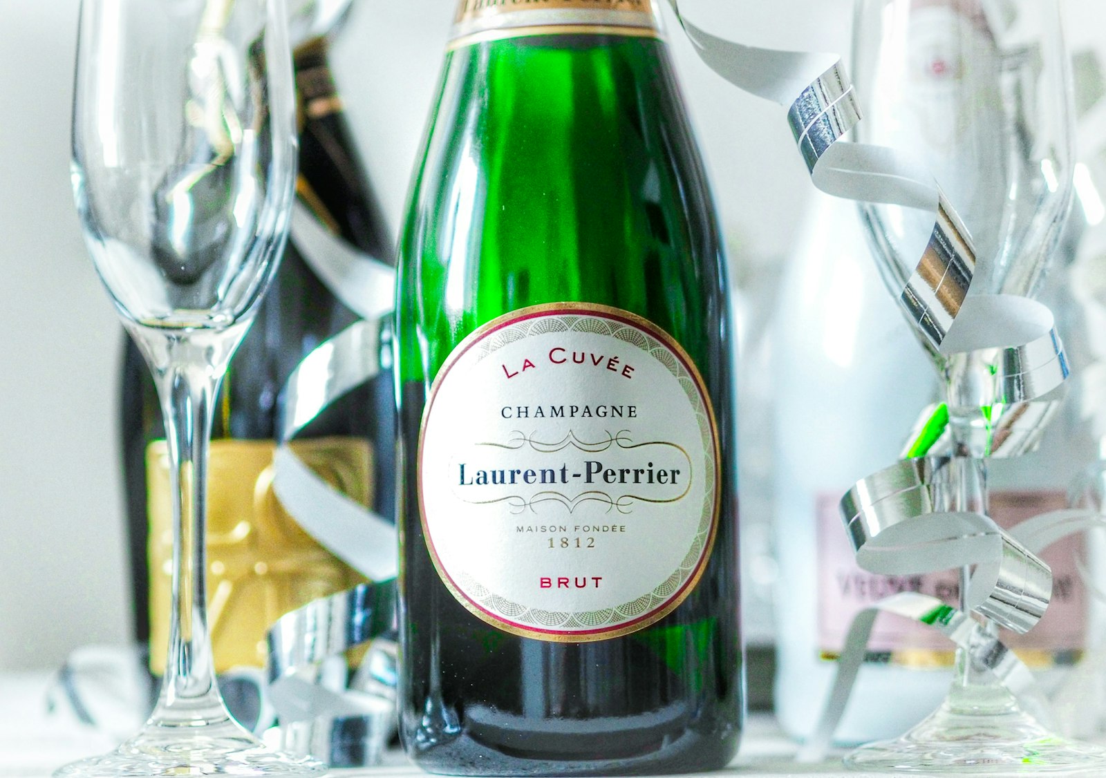 Olympus PEN E-PL8 sample photo. La cuvee laurent-perrier brut photography