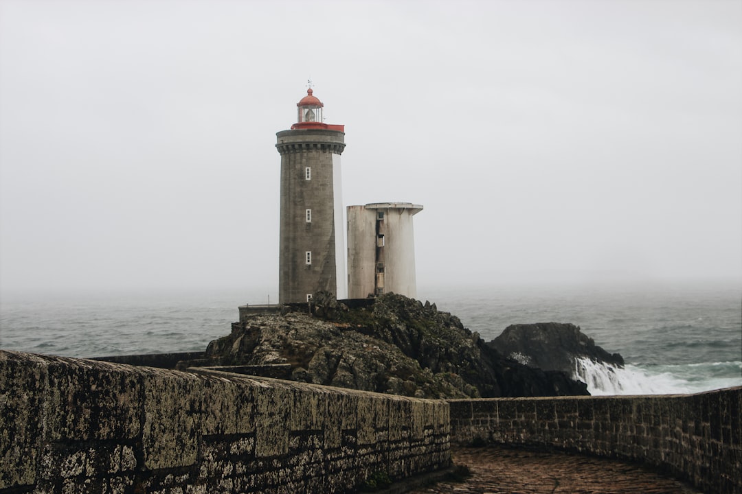 gray and white lighthouse