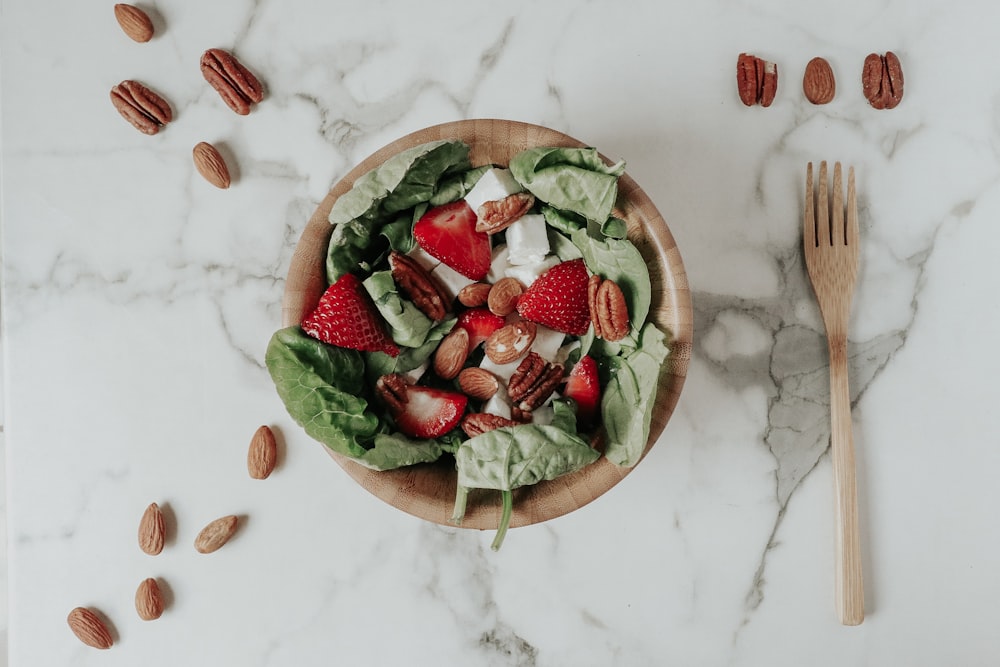 vegetable salad in bowl