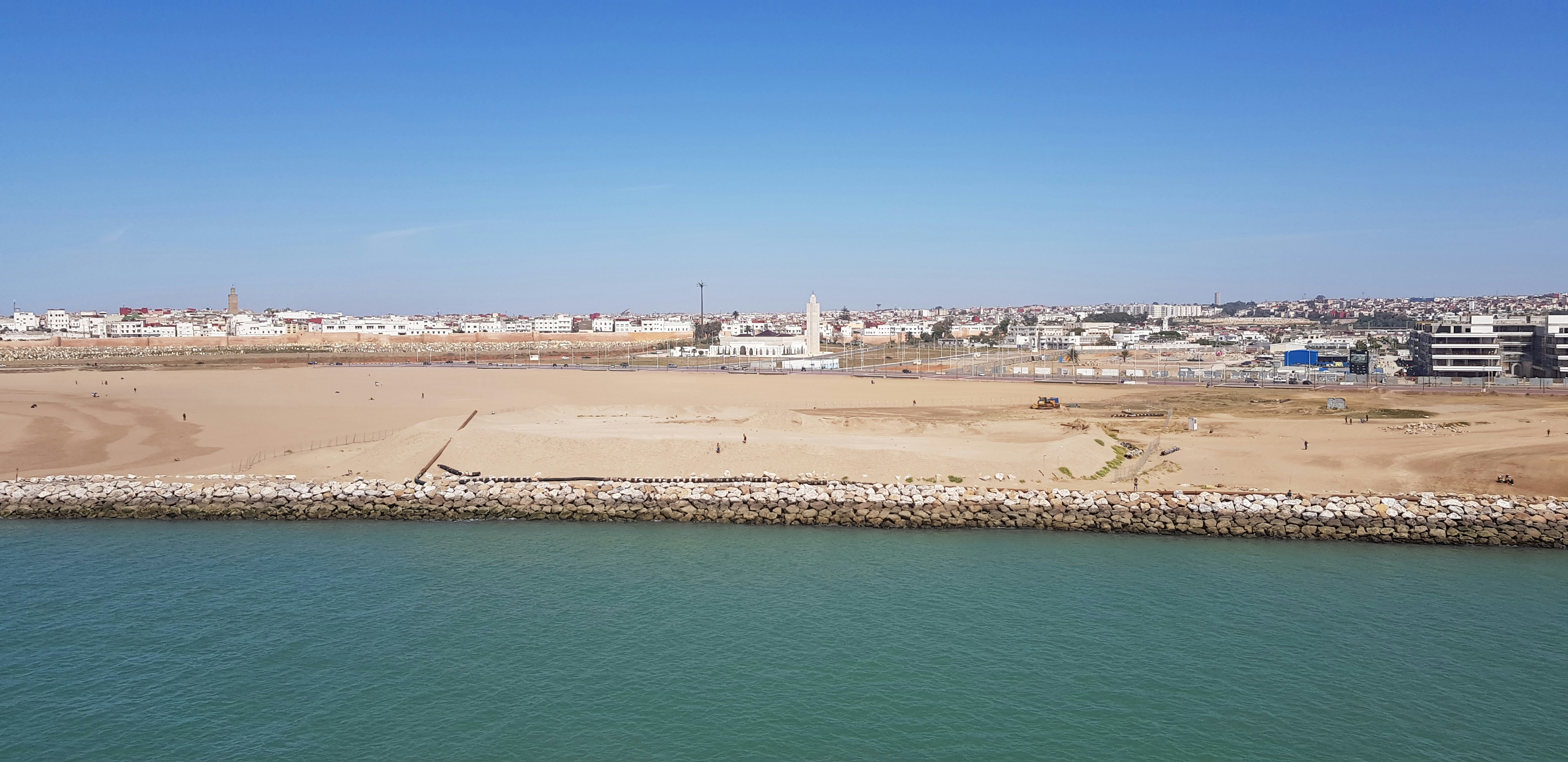 Cidades Costeiras Calmas para Quem Ama o Mar Sem Agitação