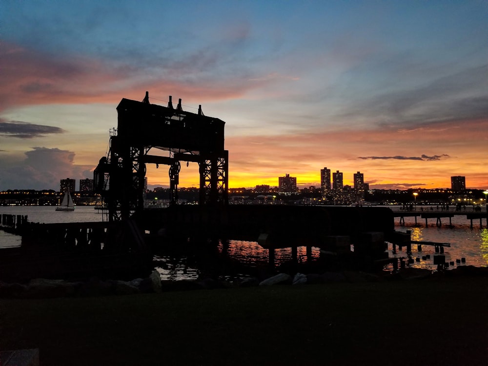 silhouette of building frame\