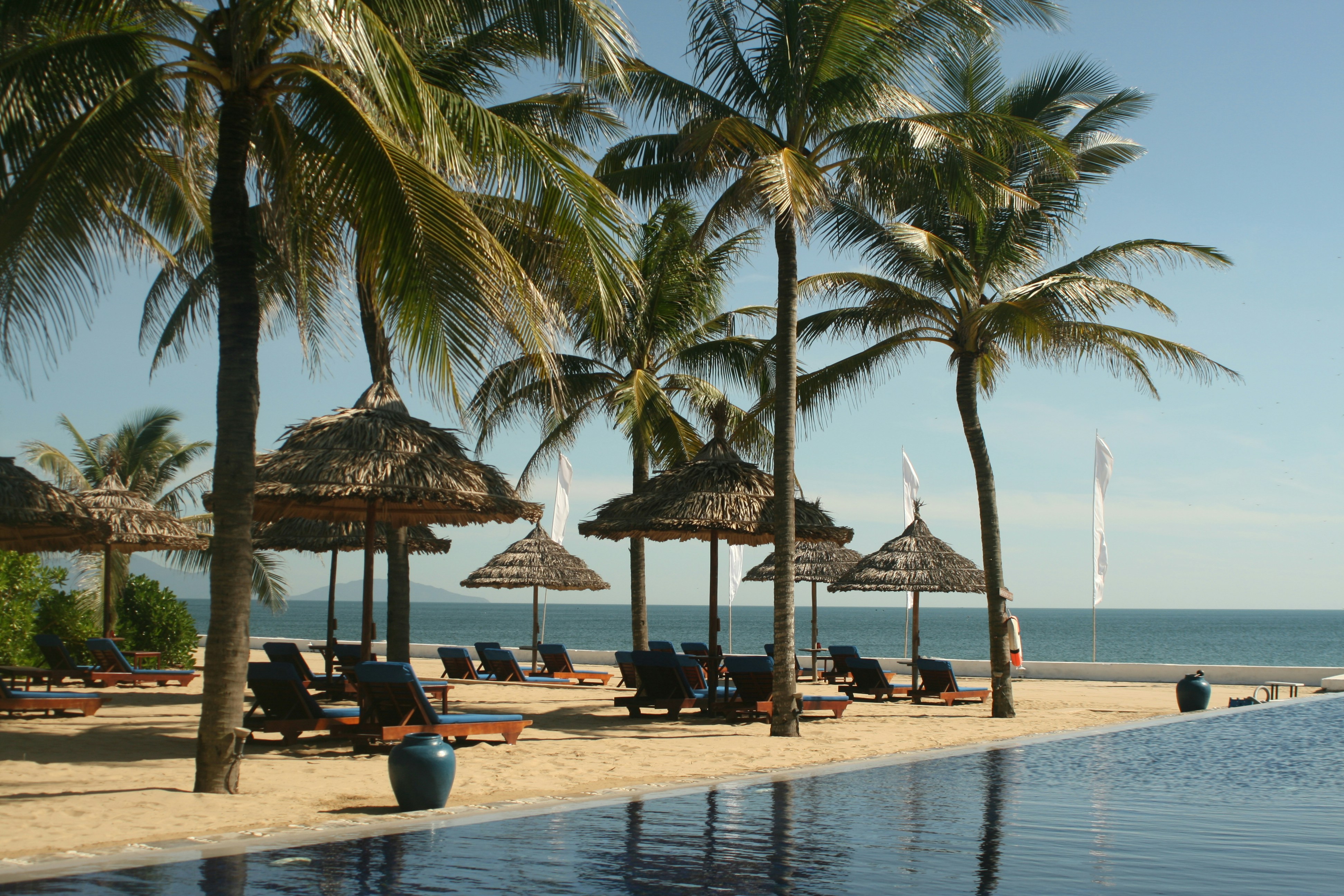 "Chai Pattchara Resort"