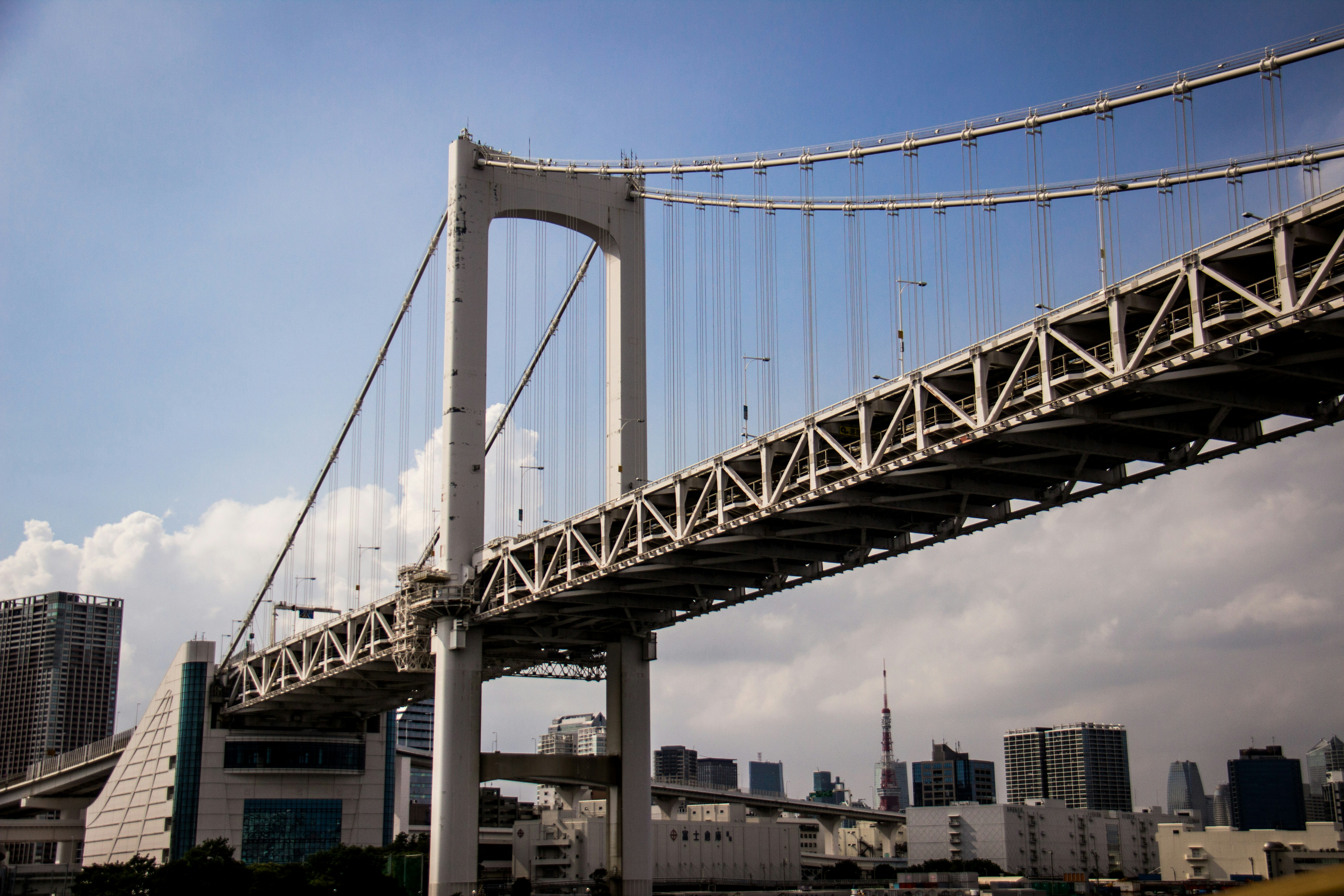 bridge during daytime